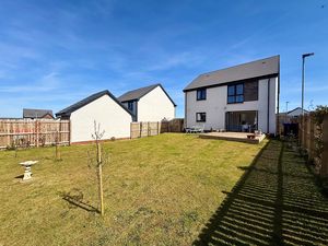 Photo 28- click for photo gallery